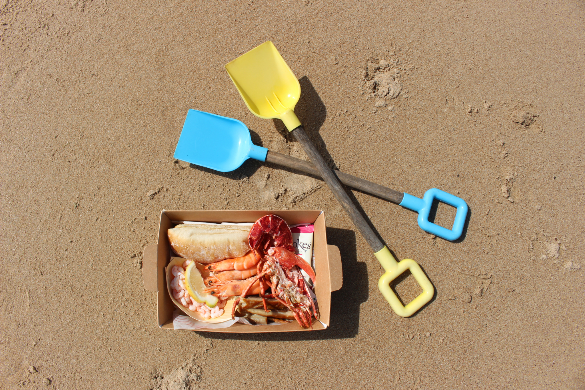 Lobster Picnic Box - Image 3